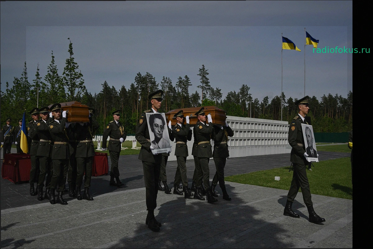 Украинские националисты: с польской точки зрения, Зеленский чествует не тех